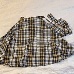 JW Anderson x Uniqlo plaid seesucker skirt, womens size 4